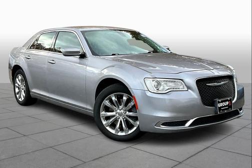 2015 Chrysler 300 Limited