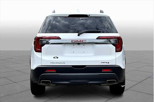 2022 GMC Acadia AWD AT4