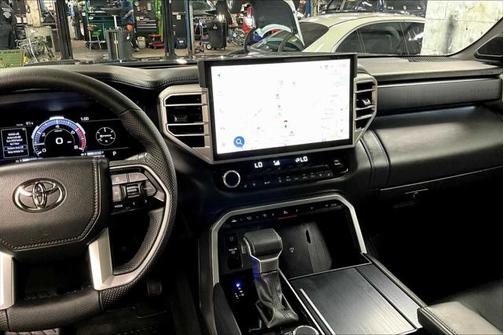 2025 Toyota Tundra Platinum