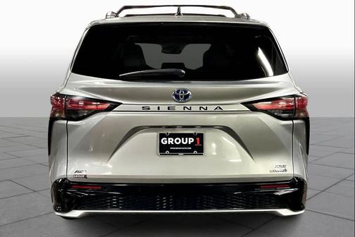 2024 Toyota Sienna XSE 7 Passenger