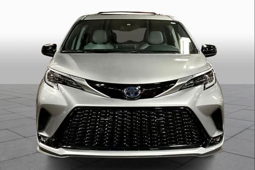 2024 Toyota Sienna XSE 7 Passenger
