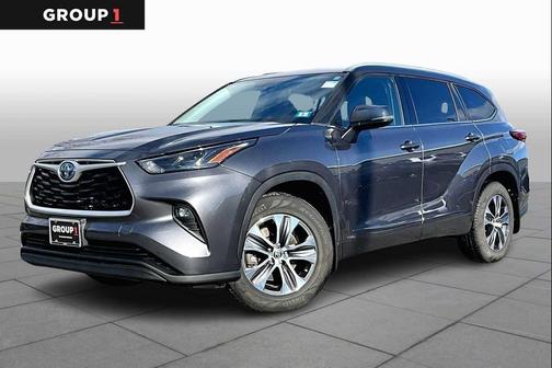 2022 Toyota Highlander Hybrid XLE