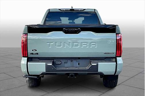 2025 Toyota Tundra Hybrid Platinum