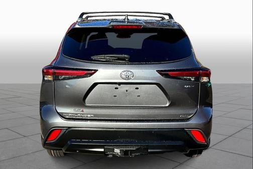 2025 Toyota Highlander Hybrid XLE