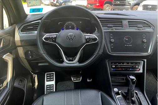 2024 Volkswagen Tiguan 2.0T SE R-Line Black 4MOTION