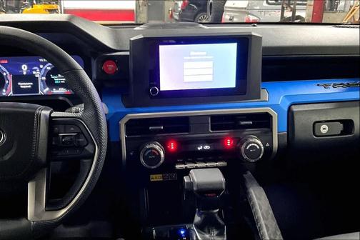 2025 Toyota Tacoma TRD Off Road