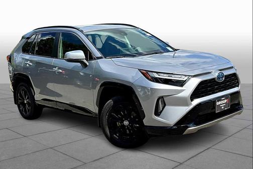 2022 Toyota RAV4 Hybrid SE
