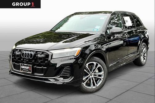 2025 Audi Q7 45 Premium Plus