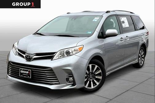 2018 Toyota Sienna XLE