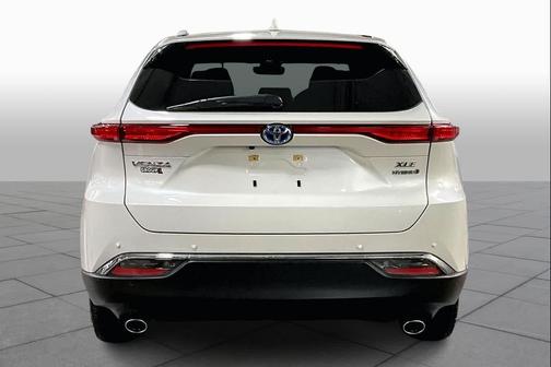 2022 Toyota Venza XLE