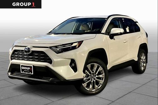 2025 Toyota RAV4 XLE Premium