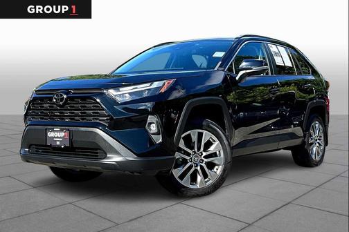 2022 Toyota RAV4 XLE Premium