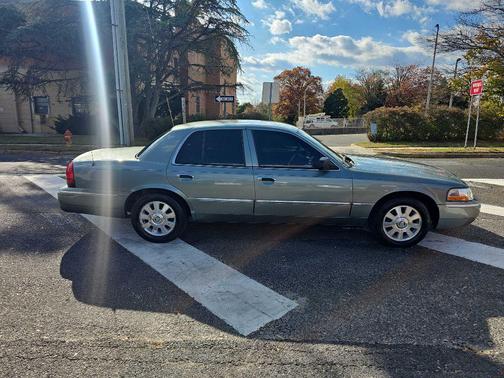 2005 Mercury Grand Marquis LS