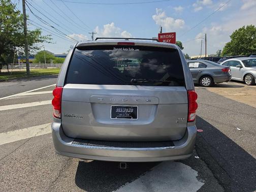 Billet Silver Metallic Clearcoat 2016 Dodge Grand Caravan SXT