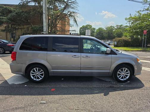 Billet Silver Metallic Clearcoat 2016 Dodge Grand Caravan SXT