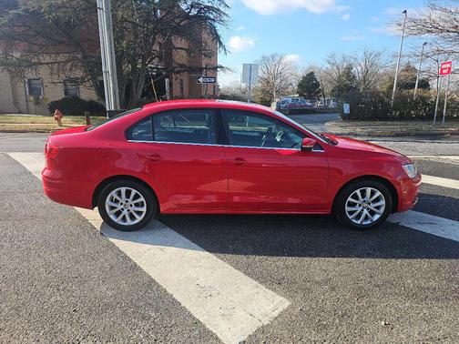 2014 Volkswagen Jetta Auto SE w/Connectivity