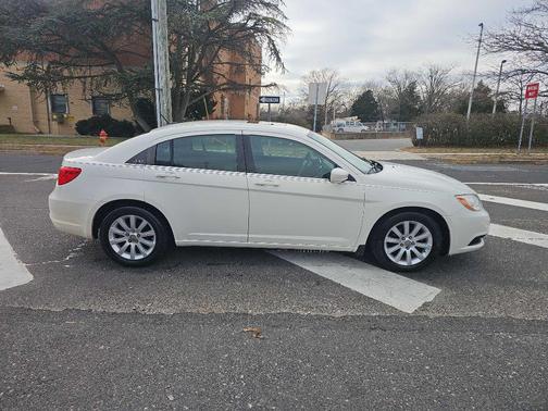 2011 Chrysler 200 Touring