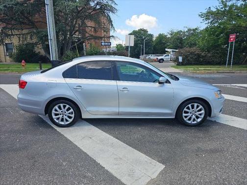 2014 Volkswagen Jetta Auto SE w/Connectivity