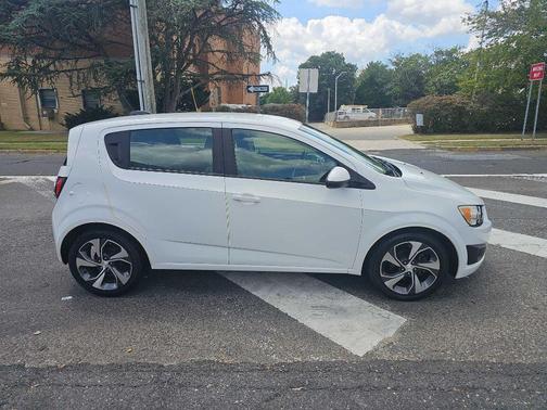 2015 Chevrolet Sonic LS