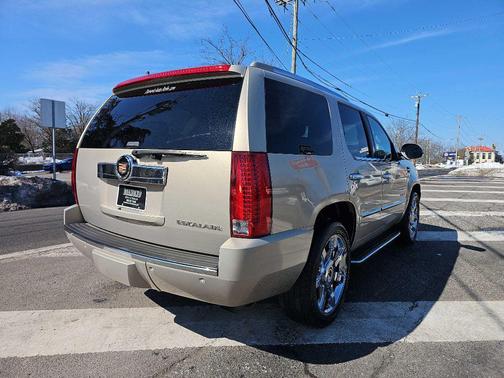 2009 Cadillac Escalade Base