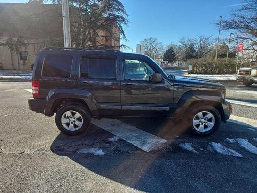 2011 Jeep Liberty Sport