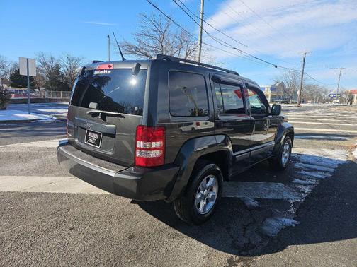 2011 Jeep Liberty Sport