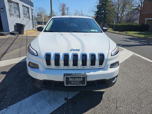 2014 Jeep Cherokee Sport