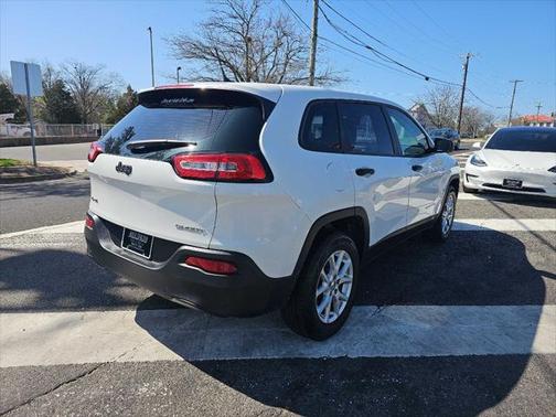 2014 Jeep Cherokee Sport
