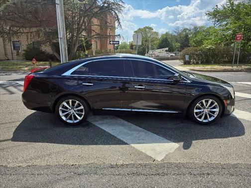 2013 Cadillac XTS Luxury