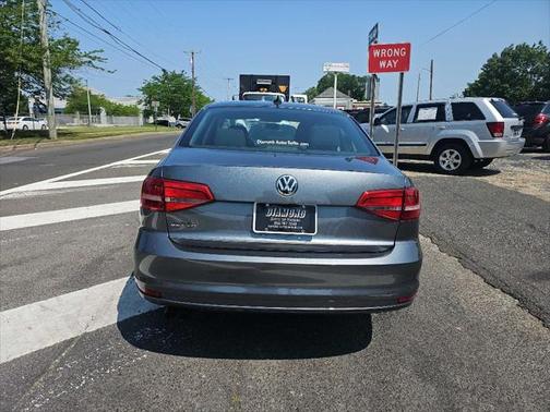 2015 Volkswagen Jetta Auto S w/Technology
