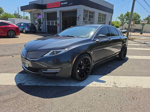 GRY 2014 Lincoln MKZ Base