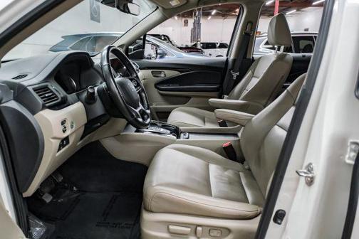 2019 Honda Pilot Touring 8-Passenger