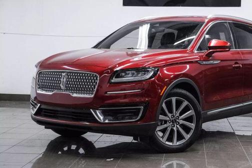 2019 Lincoln Nautilus Select