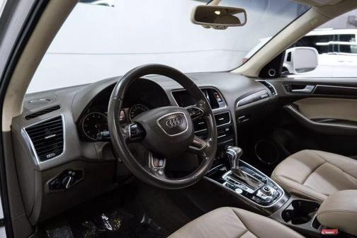 2017 Audi Q5 2.0T Premium Plus