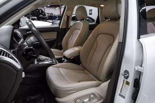 2017 Audi Q5 2.0T Premium Plus