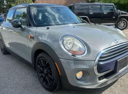 2017 MINI Hardtop Cooper