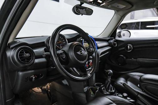 2017 MINI Hardtop Cooper