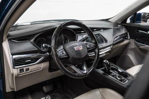 2019 Cadillac XT4 Luxury