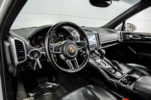 2018 Porsche Cayenne S