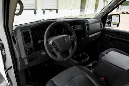 2021 Nissan NV Cargo NV2500 HD SV V6/SV V8