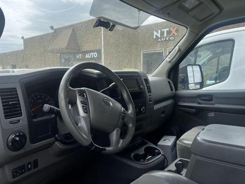 2021 Nissan NV Cargo NV2500 HD SV V6/SV V8