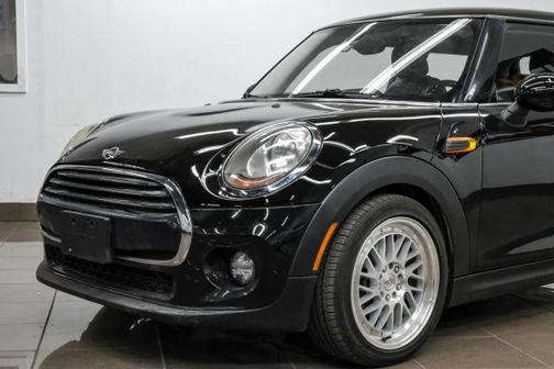 2017 MINI Hardtop Cooper