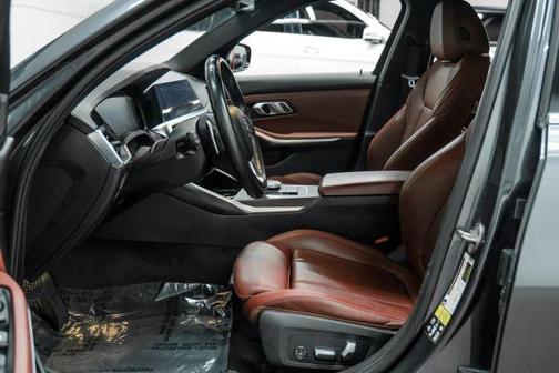 2022 BMW 330 i xDrive