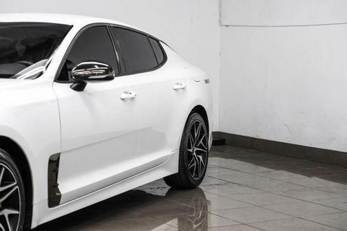2023 Kia Stinger GT-Line