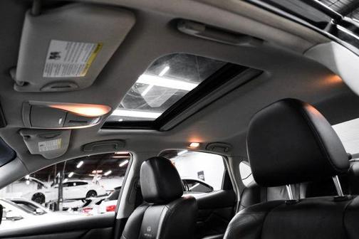 2011 INFINITI M37 Base