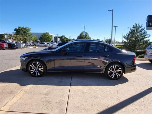 2025 Volvo S60 B5 Core