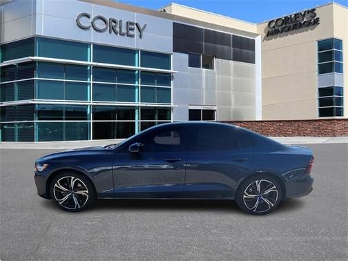 2024 Volvo S60 B5 Ultimate Dark