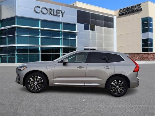 2022 Volvo XC60 Recharge Plug-In Hybrid eAWD Inscription