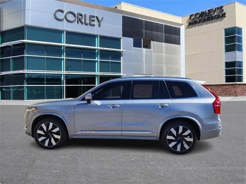 2023 Volvo XC90 Recharge Plug-In Hybrid Ultimate Bright 7-Seater