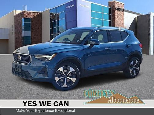 2023 Volvo XC40 Plus